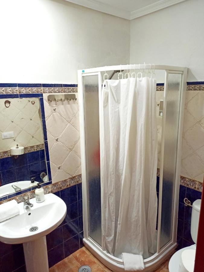Vivian'S Guest House Jerez de la Frontera Luaran gambar