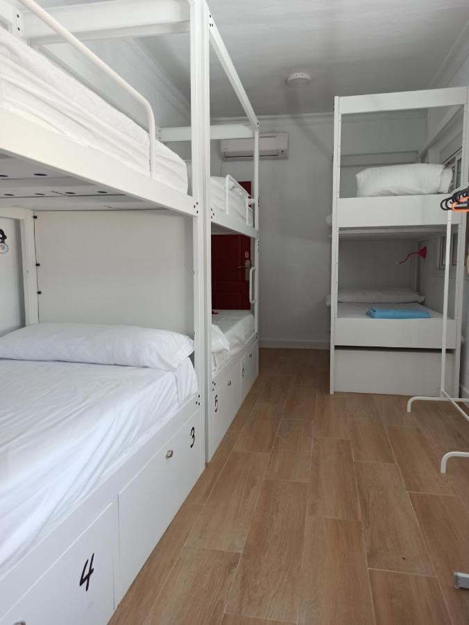 Vivian'S Guest House Jerez de la Frontera Luaran gambar
