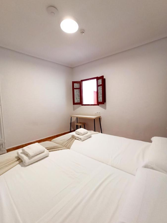 Vivian'S Guest House Jerez de la Frontera Luaran gambar