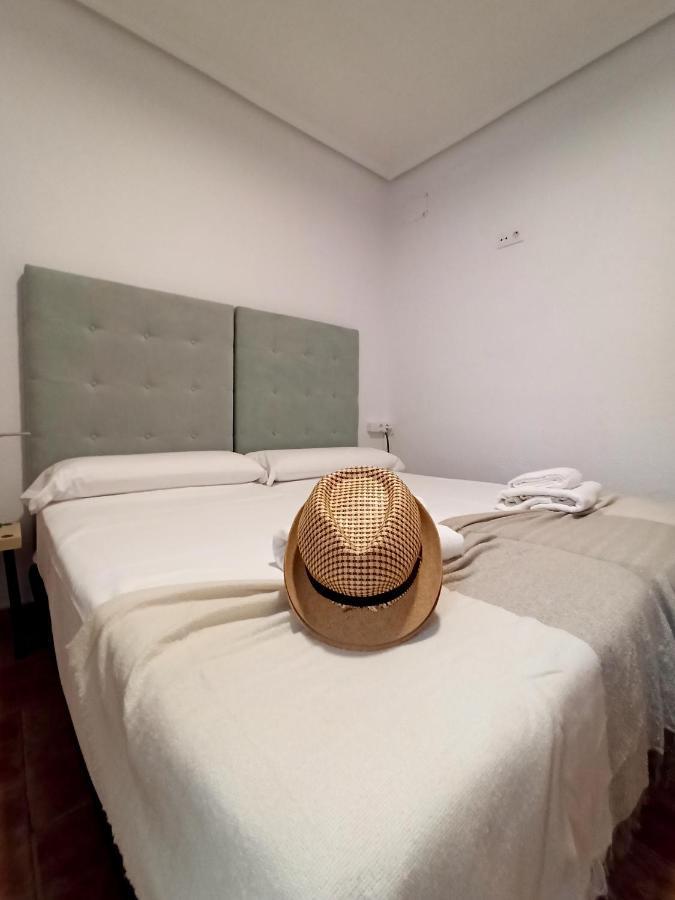 Vivian'S Guest House Jerez de la Frontera Luaran gambar