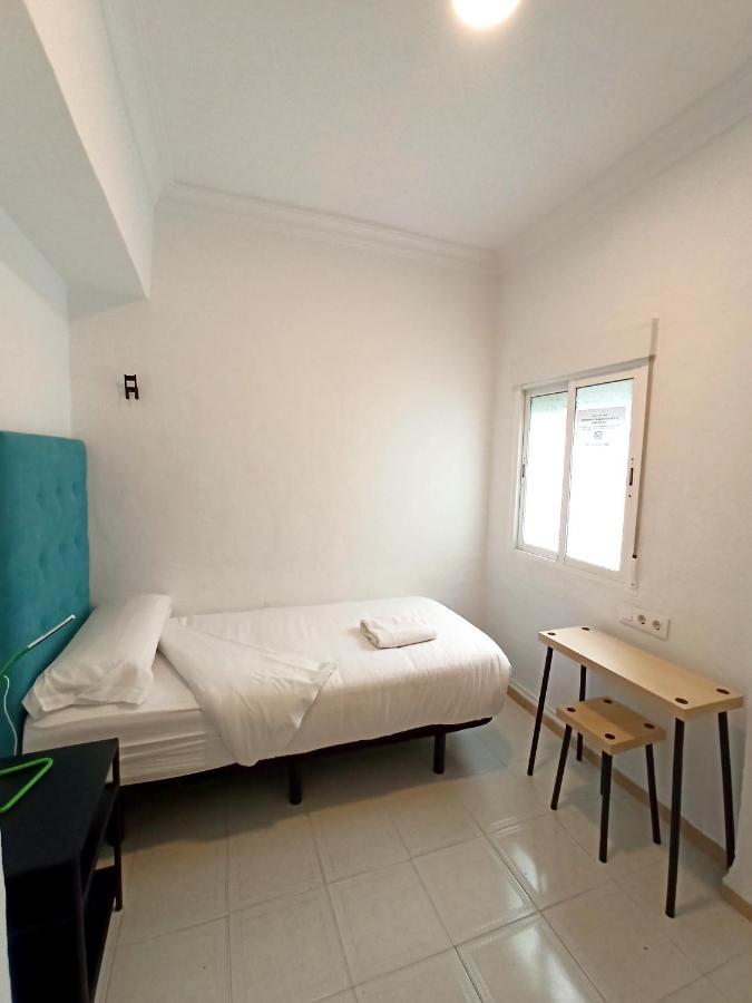 Vivian'S Guest House Jerez de la Frontera Luaran gambar