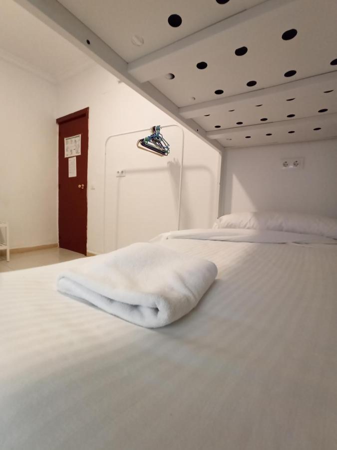 Vivian'S Guest House Jerez de la Frontera Luaran gambar