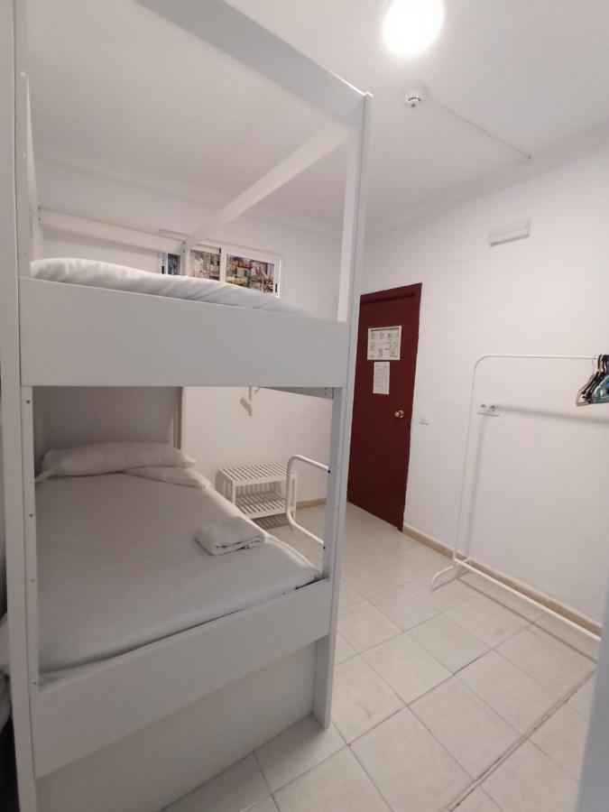 Vivian'S Guest House Jerez de la Frontera Luaran gambar