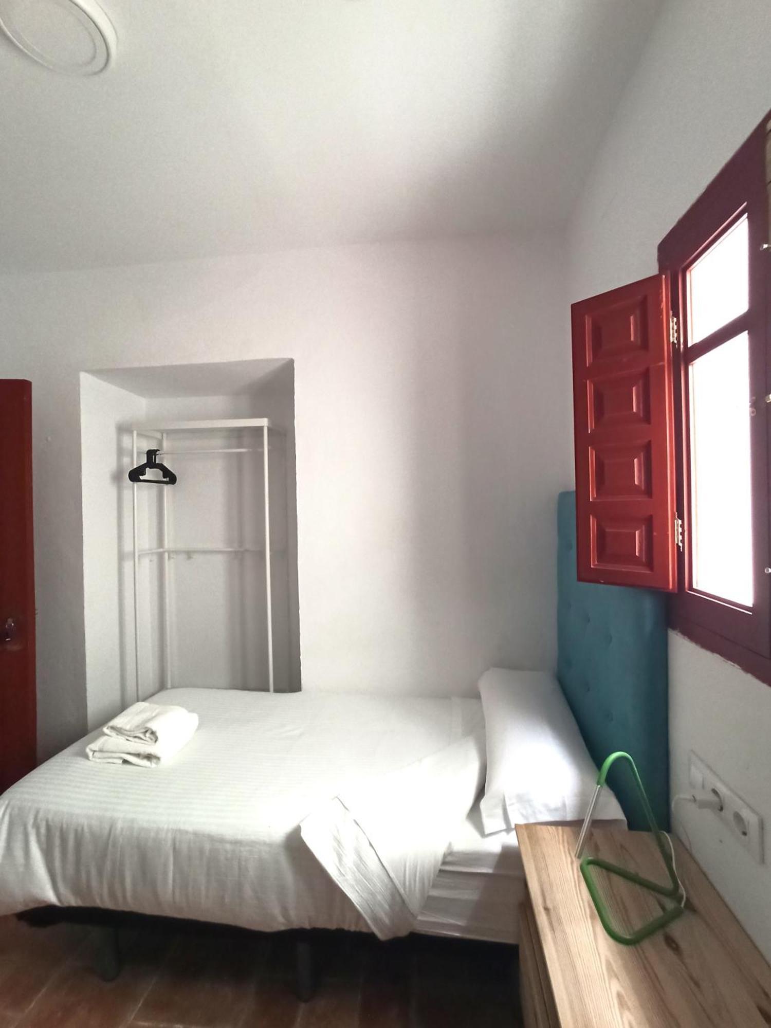 Vivian'S Guest House Jerez de la Frontera Luaran gambar